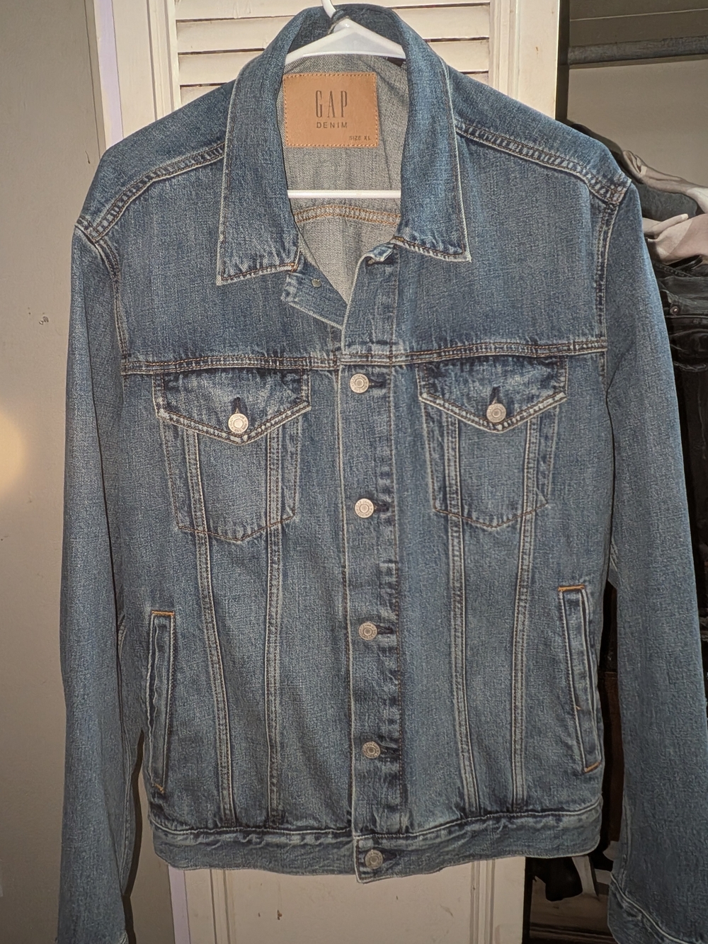 GAP Light Blue Denim Jacket - Classic Truckers Style